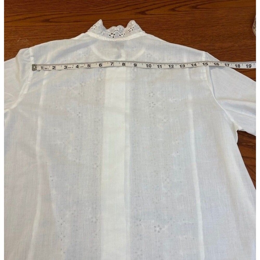 Vintage High Neck White Eyelet Blouse - Size 16 - Long-Line Tall Friendly 29" L - Picture 7 of 7